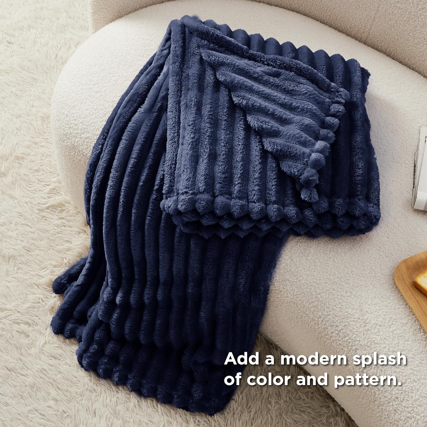 Fleece Throw Blanket for Bed - Fluffy Throw, Navy, 150X200 Cm | Striped Soft Cute and Cosy, Lightweight Warmth, Perfect for Room Decor, Travel, Camping, Gifts for Women and Girls