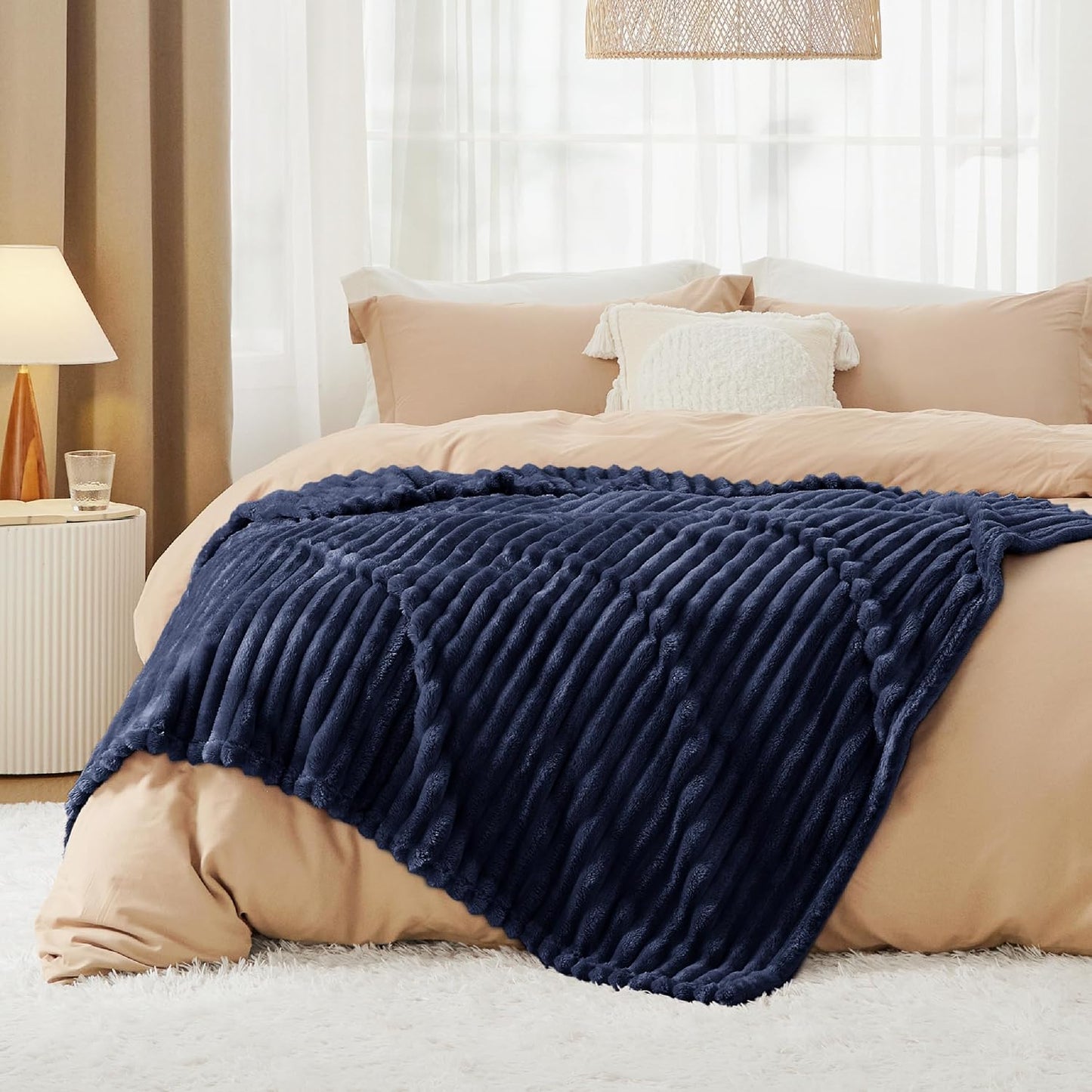 Fleece Throw Blanket for Bed - Fluffy Throw, Navy, 150X200 Cm | Striped Soft Cute and Cosy, Lightweight Warmth, Perfect for Room Decor, Travel, Camping, Gifts for Women and Girls