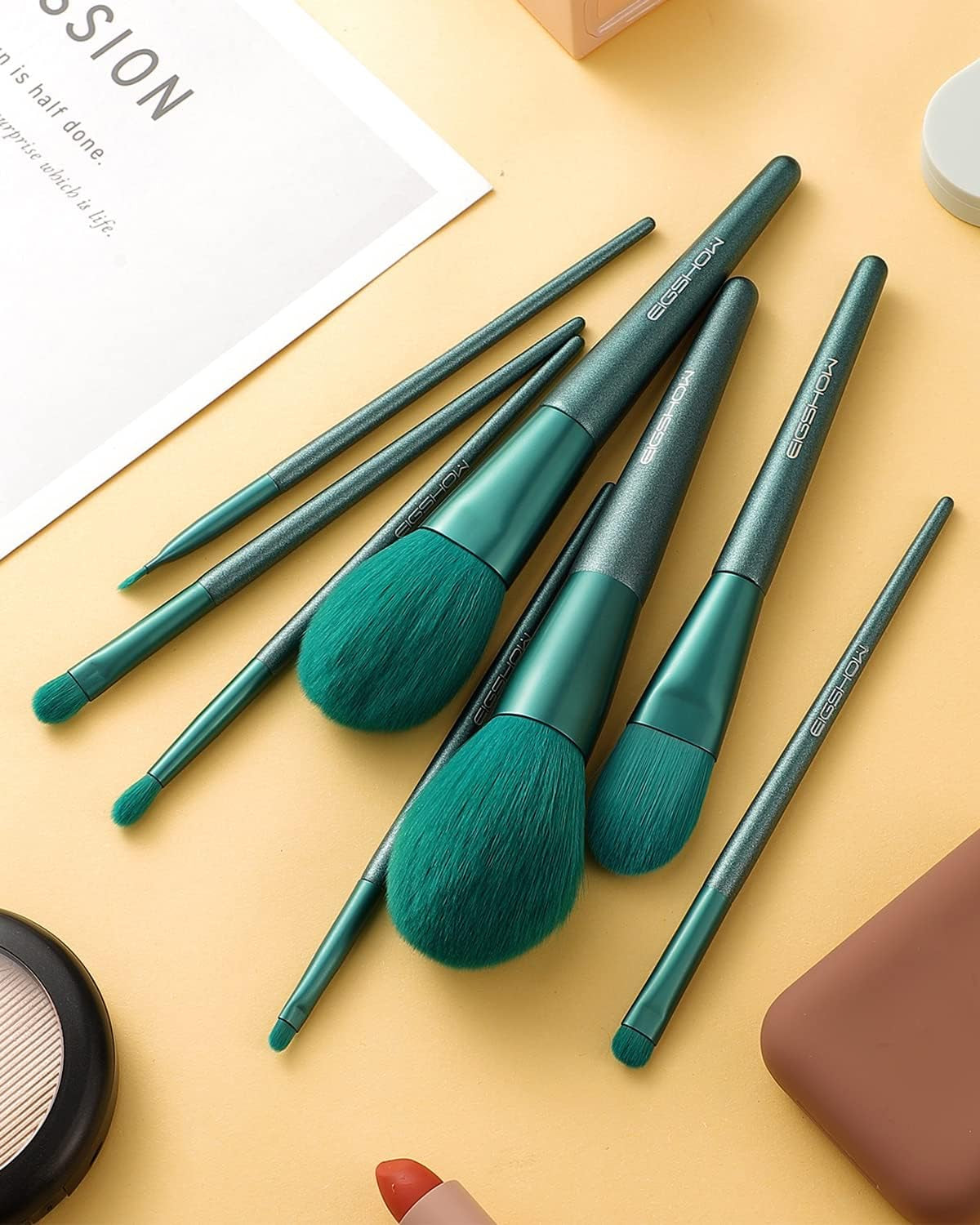 Makeup Brushes Sets,  Professional Makeup Brush Set Synthetic Cosmetics Foundation Powder Concealers Blending Eye Shadows Face Kabuki Makeup Brushes (8Pcs Green)